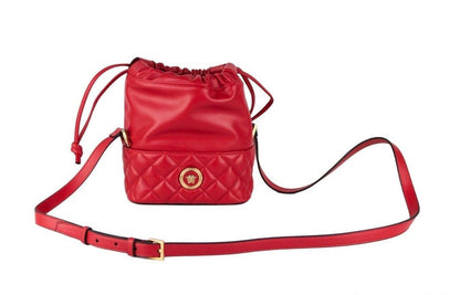 Versace Rote gesteppte Leder-Schultertasche mit Kordelzug Bucket Crossbody Handtasche