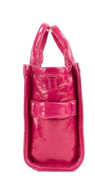 Marc Jacobs Die glänzende Crinkle Mini Tote Magenta Leder Crossbody Handtasche Geldbörse