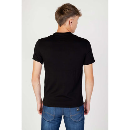 Armani Exchange Schwarzes T-Shirt aus Baumwolle