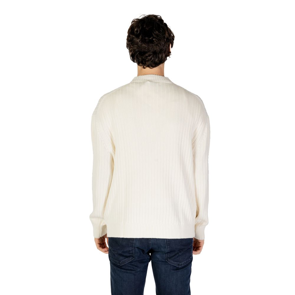 Calvin Klein Jeans Cremefarbener Baumwollpullover