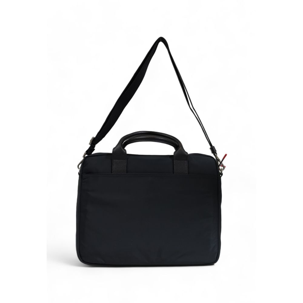 Tommy Hilfiger Schwarze Tasche aus recyceltem Polyester